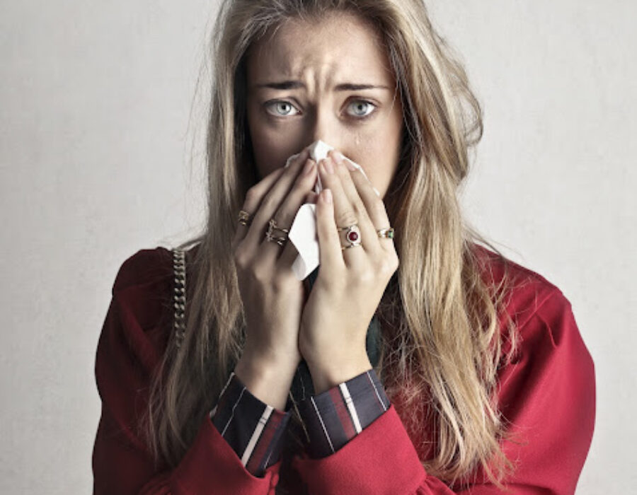 TREATING ALLERGIC RHINITIS WITH MEDICAL AND HOME REMEDIES