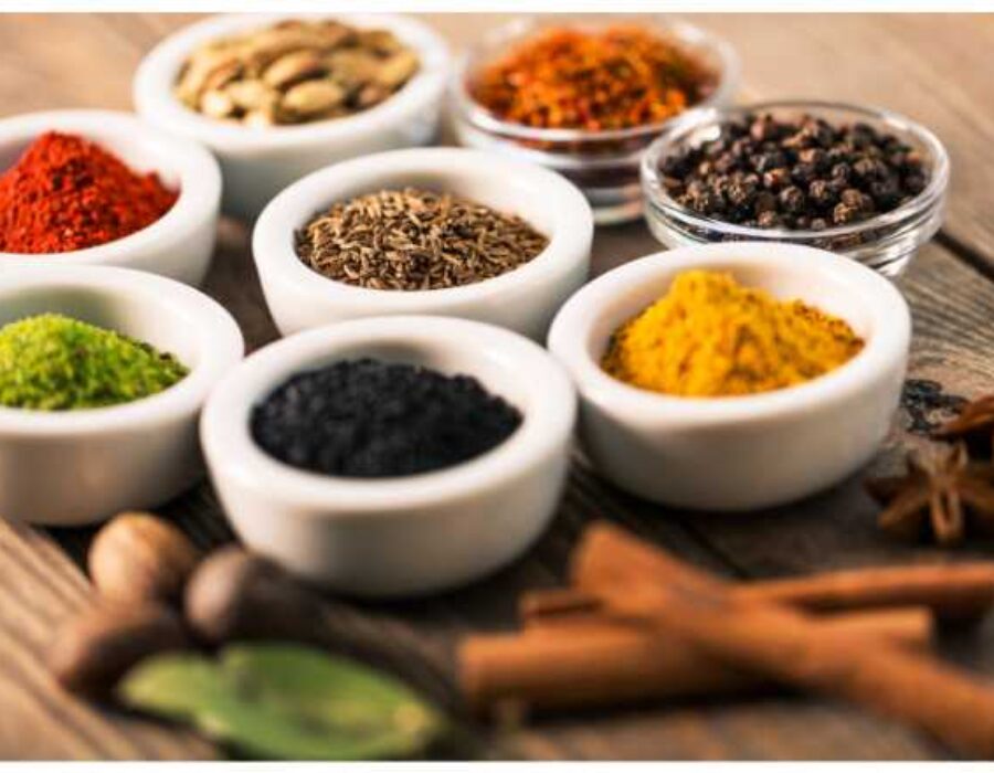 Fragrant herbs and spices know their benefits